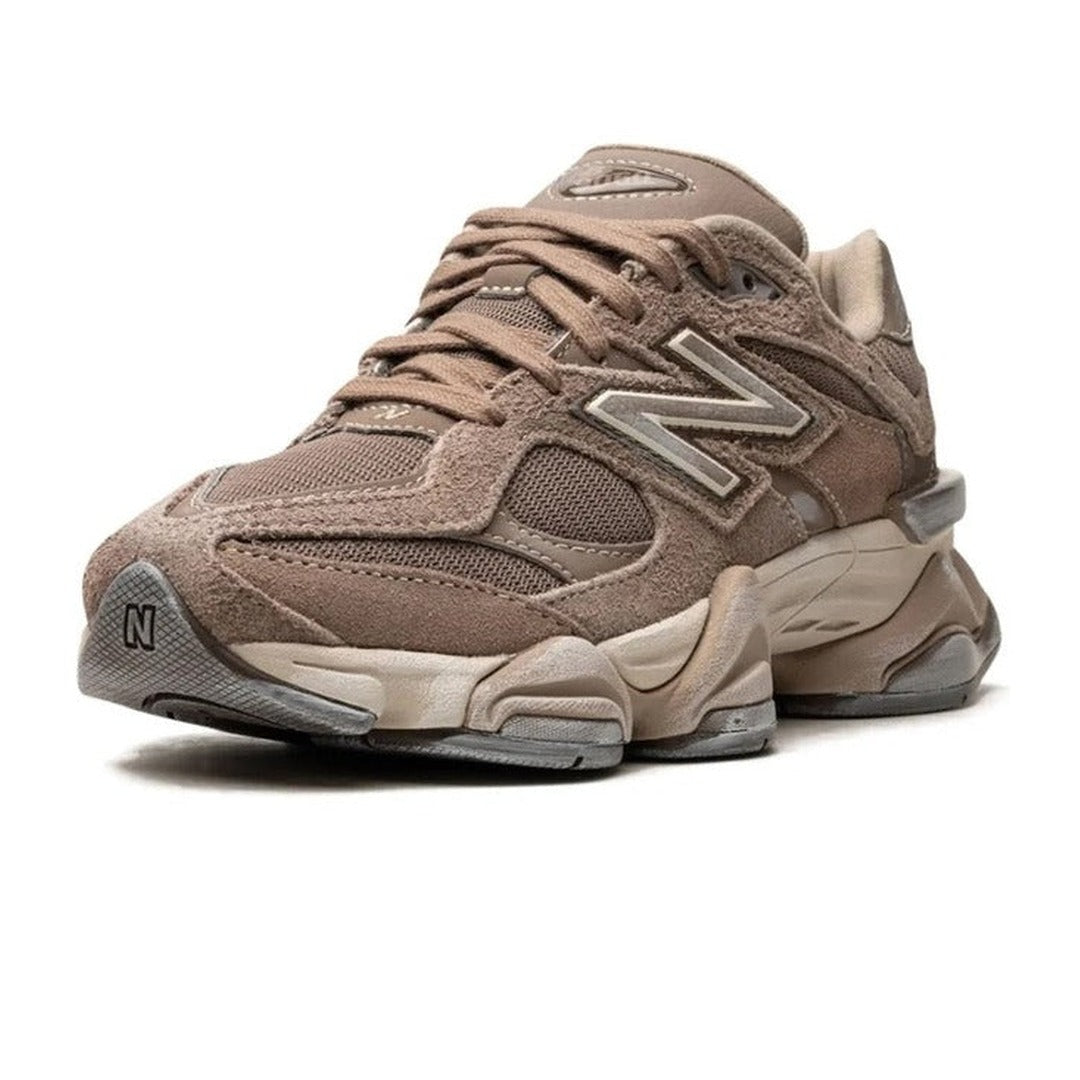 New Balance 9060 — Café/Cream