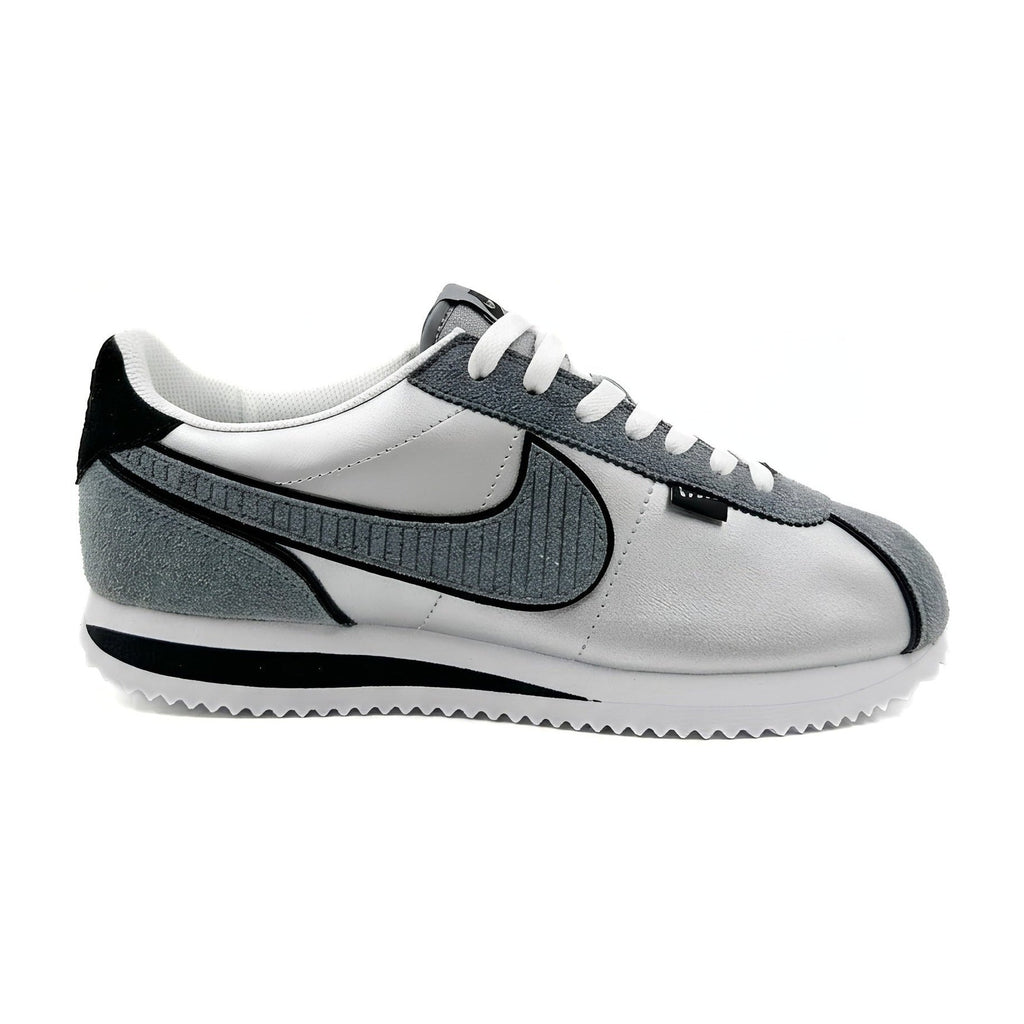 Nike Cortez Plateado