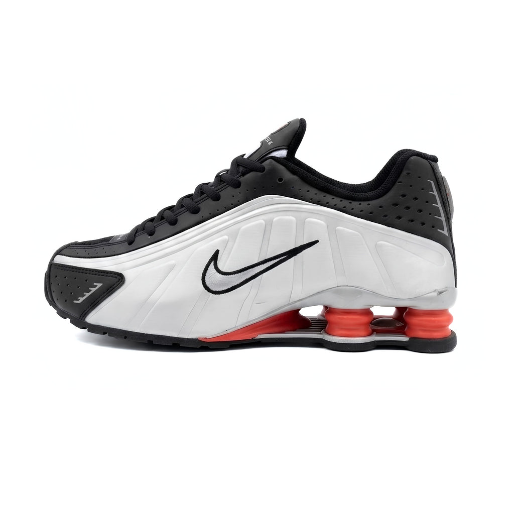 Nike Shox R4 — Black/Wolf Grey-Varsity Red