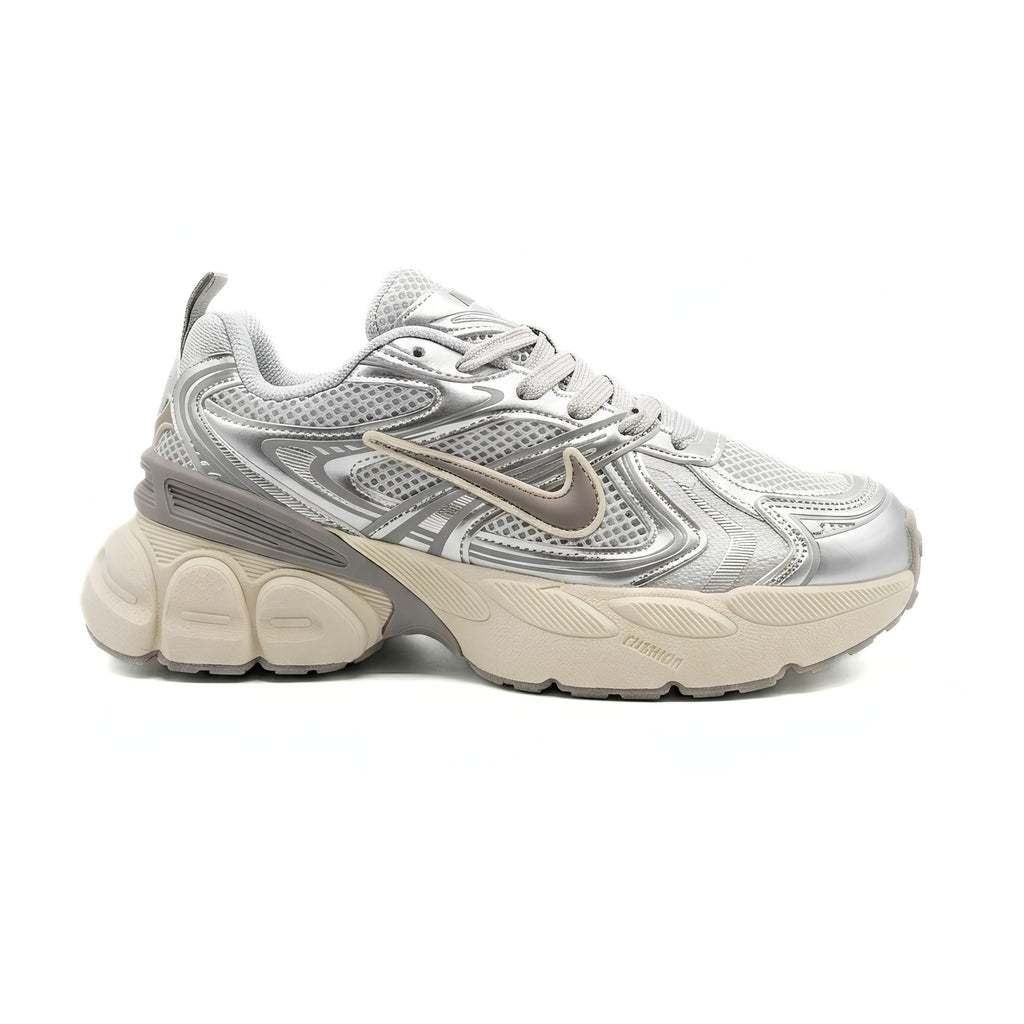 Nike V5K Plateado Negro